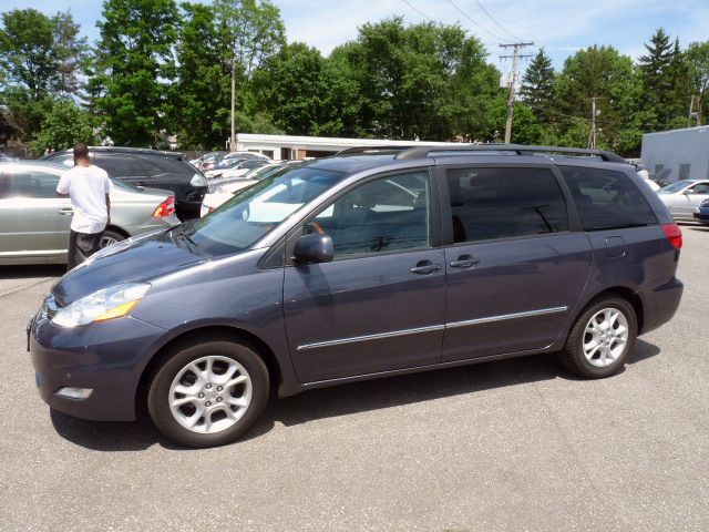 2006 Toyota Sienna XLE LIMITED